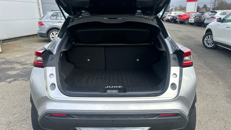 Nissan Juke 1.0 DiG-T 114 Tekna+ 5dr DCT Petrol Hatchback